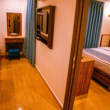 ِafnan Hotel Aqaba Bagian luar foto
