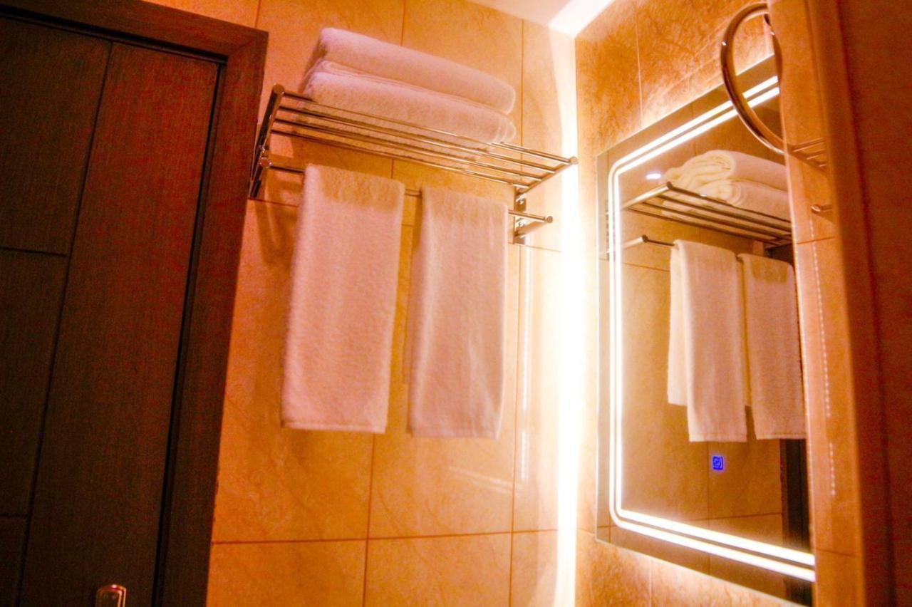 ِafnan Hotel Aqaba Bagian luar foto